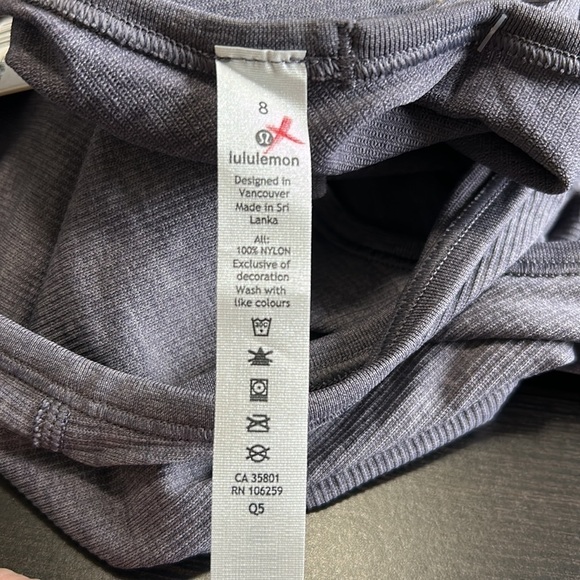 Lululemon Seek Simplicity Tank Top Deep Purple Stretch Sz 8 NEW - Picture 8 of 9